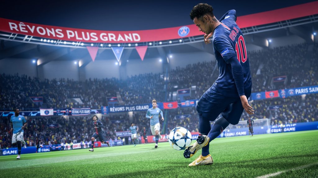 Как бить с подкруткой в fifa 19 на клавиатуре